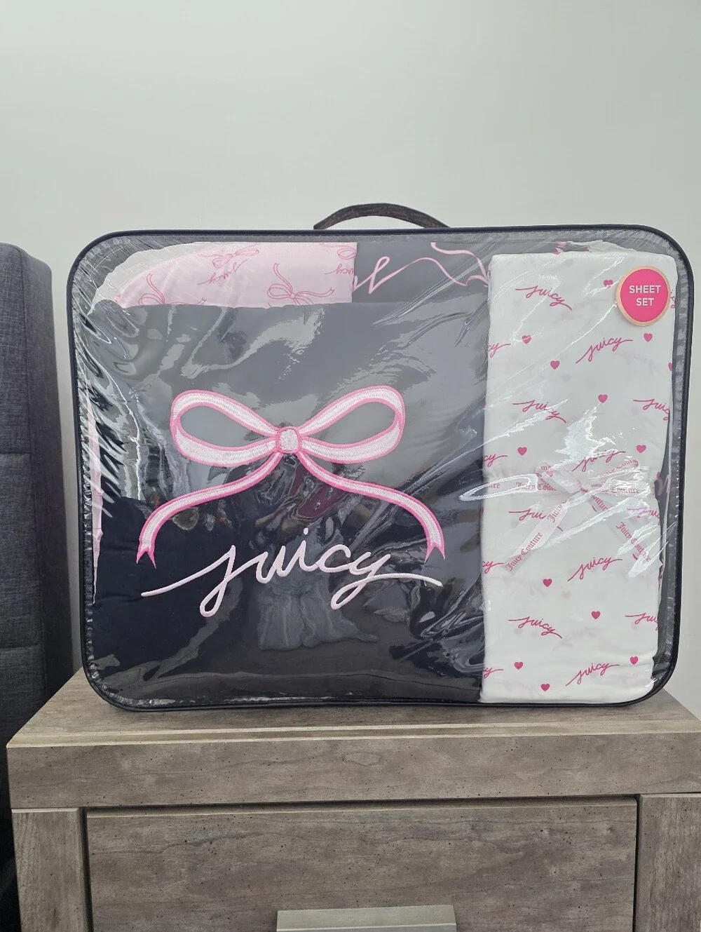 Juicy Couture KING Pink Bow 8 piece Reversible Comforter and Sheets set